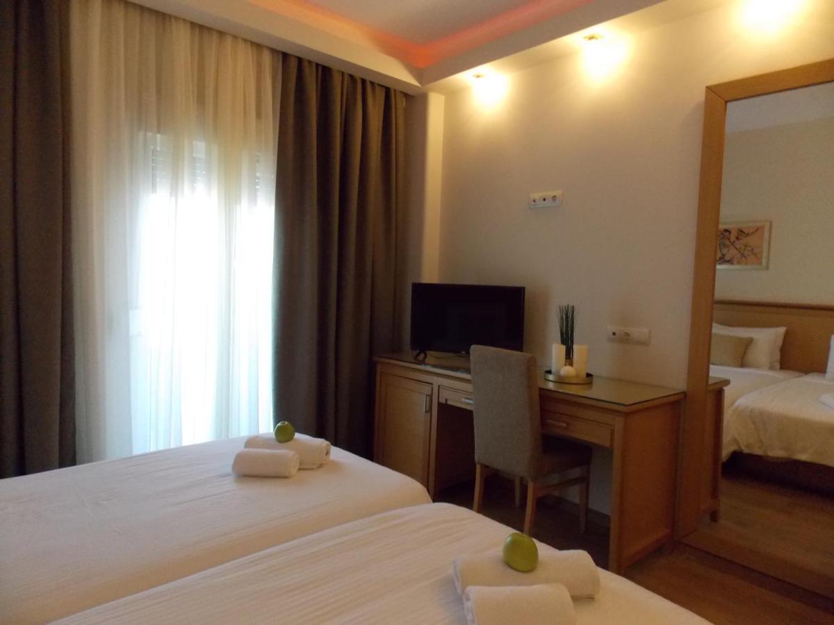 Hotel Alexandros Анхиалос Екстериор снимка