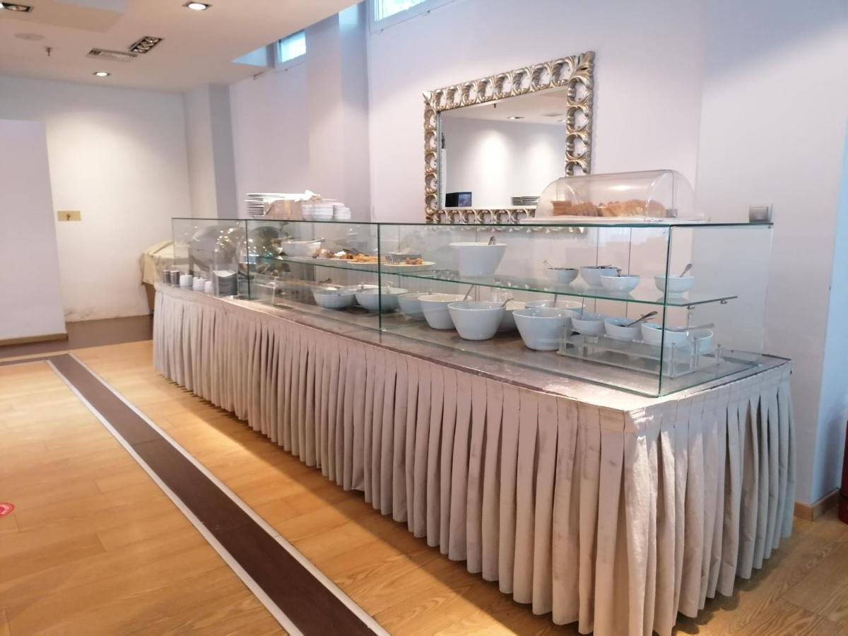 Hotel Alexandros Анхиалос Екстериор снимка