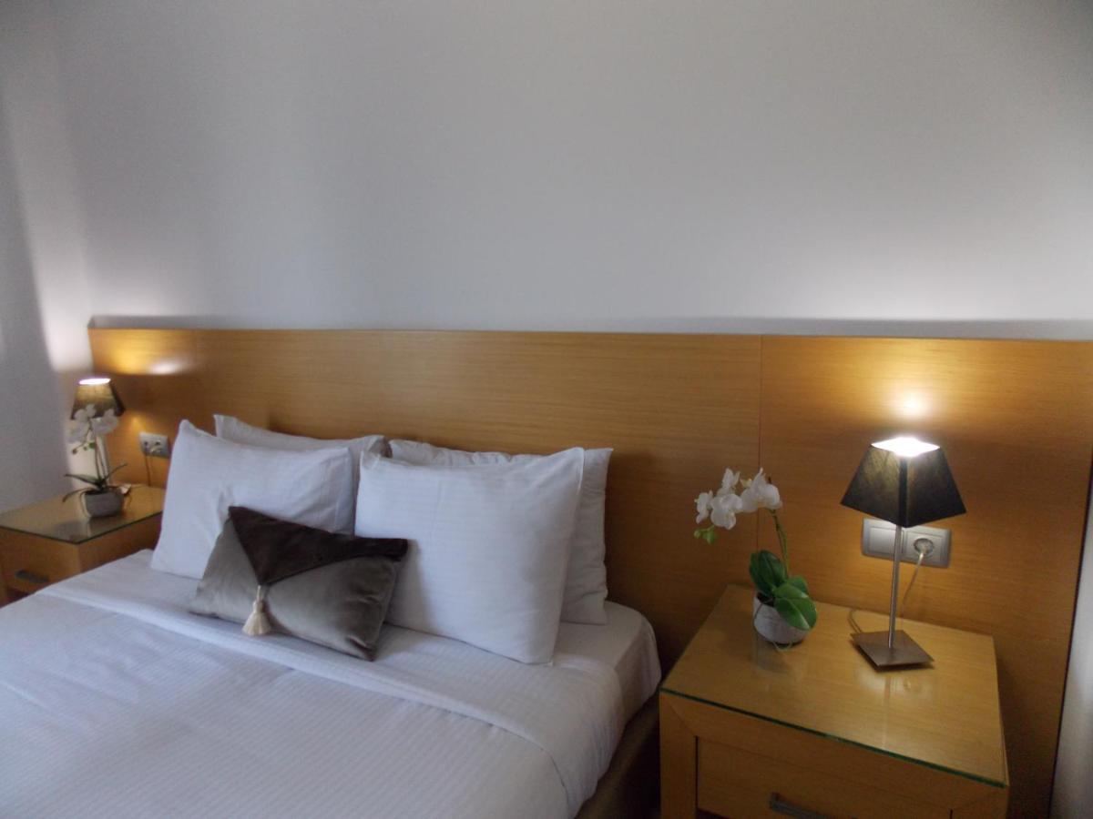 Hotel Alexandros Анхиалос Екстериор снимка
