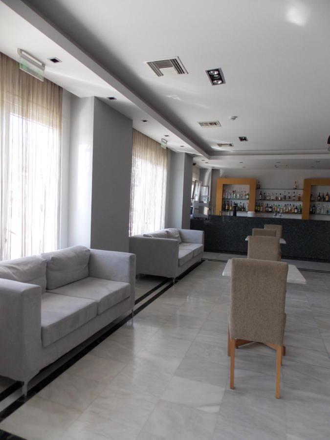 Hotel Alexandros Анхиалос Екстериор снимка