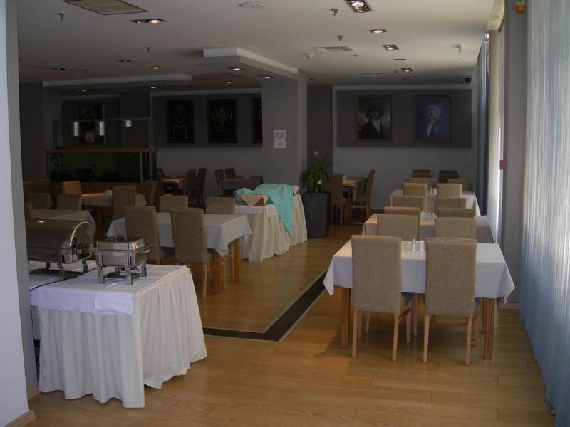 Hotel Alexandros Анхиалос Екстериор снимка